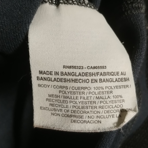 Nike Dri Fit1/4 Zip Shirt - Picture 8 of 8